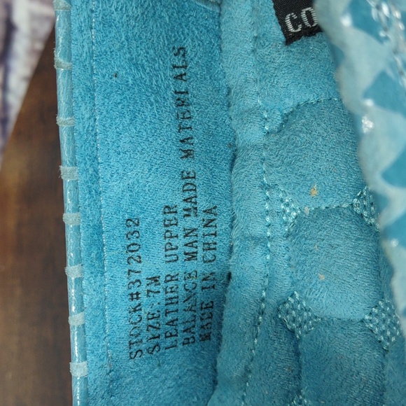 AJ Valenci Embossed Leather Wedge Mocs - Picture 8 of 11